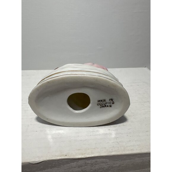 Vintage Porcelain Figurine Couple In Historical Attire Made In Occupied Japan - Picture 5 of 8